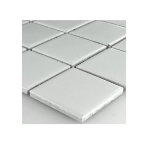 Rete di 36 mattonelle in ceramica bianche di cm. 5x5
