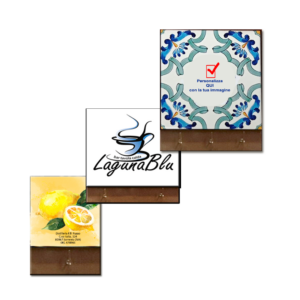 Appendichiavi con mattonella in ceramica di varie misure e stampa personalizzata. A partire da € 0,85